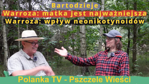 Gestykulujemy nagrywając w lesie w Bartodziejach.